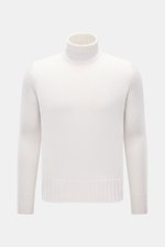 Front view of B.F. Knitwear Merino turtleneck jumper off-white, pure merino wool, soft feel, semi chunky knit, slim fit, ribbed turtleneck, flexible ribbed bands.