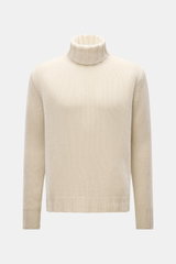 Front view of B.F. Knitwear Cashmere turtleneck sweater cream, pure cashmere, soft touch, coarse knit texture, regular fit, fitted turtleneck, elastic ribbed cuffs, autumnal cashmere made in Italy.