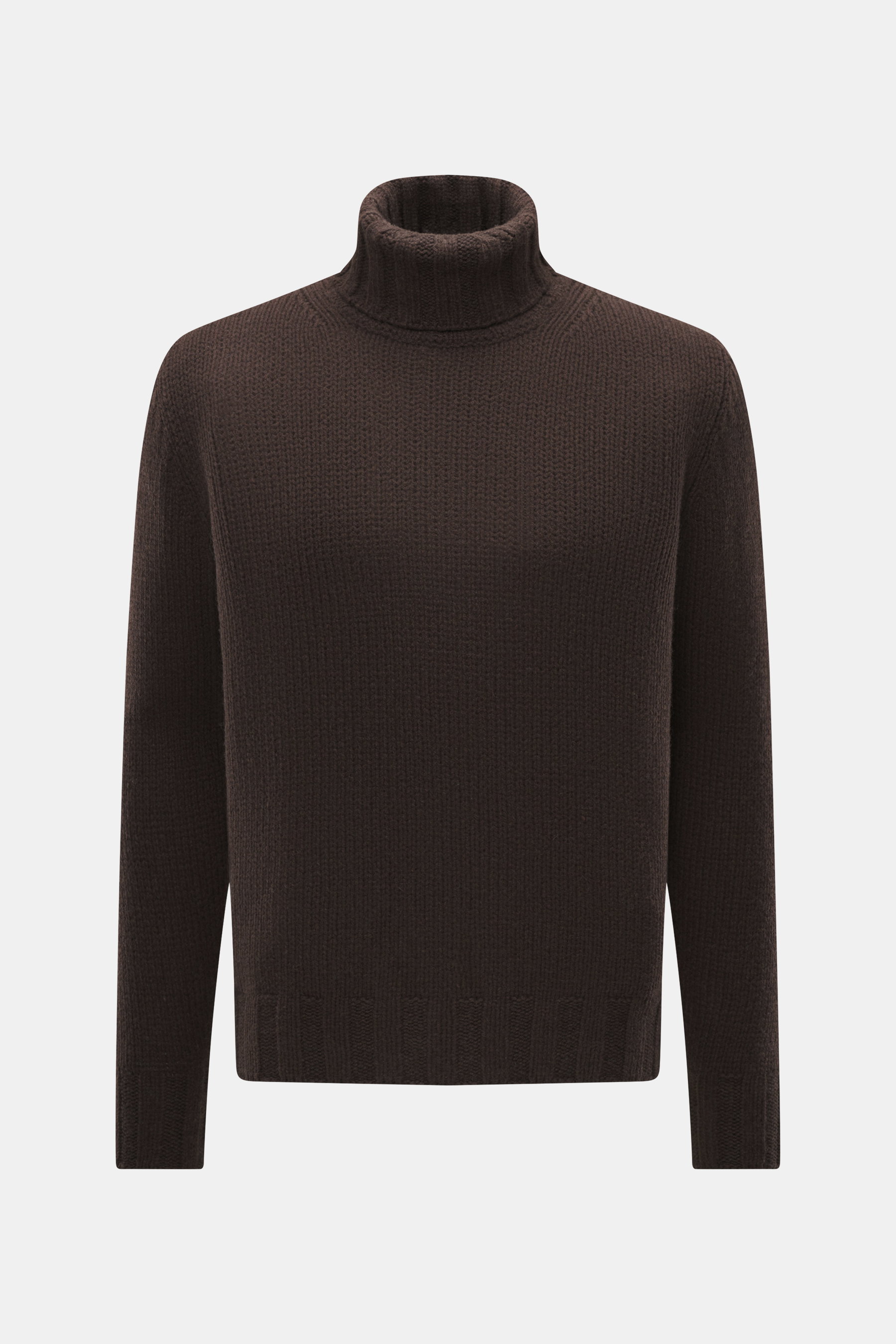 Front view of B.F. Knitwear Cashmere turtleneck sweater dark brown, coarse knit, pure cashmere, soft touch, regular fit, elastic cuffs, fitted turtleneck.
