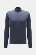 Colombo Cashmere Mock Neck Pullover graublau, frontal fotografiert, reiner Baby-Cashmere, sehr weicher Griff, feines Strickbild, Regular Fit, Stehkragen, Rippbündchen.