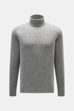 Della Ciana Rollkragenpullover grau meliert, frontal fotografiert, Mix aus Wolle und Cashmere, weicher Griff, mittelgrobes Strickbild, Slim Fit, Rollkragen, komfortable Rippbündchen.