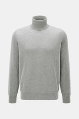 Brunello Cucinelli Cashmere Rollkragenpullover grau meliert, frontal fotografiert, reiner Cashmere, feines Strickbild, Regular Fit, anliegender Rollkragen, Rippbündchen, Kontrastkante am Ärmelabschluss.