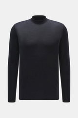 Front view of the Kiefermann Merino Fine Knit Sweater 'Malt' navy, pure merino wool, super soft touch, very fine knit pattern, slim fit, high crew neckline, elastic sleeve cuffs.