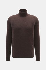 Filippo de Laurentiis Rollkragenpullover dunkelbraun, Nahaufnahme frontal, Slim Fit, mittelfeines Strickbild, anliegender Rollkragen, flexible Rippbündchen, Mix aus Cashmere, Seide und Microfaser, weicher Griff.