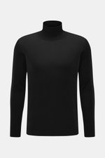 Front view of Barena Venezia Merino Fine Knit Turtleneck Sweater Black, fine knit soft merino wool, soft touch, very fine knit pattern, extra slim fit, fitted turtleneck, decorative knit trim on cuffs.