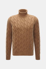 Moorer Rollkragenpullover 'Gordon' hellbraun, Frontansicht, schwerer Woll-Cashmere-Mix, Zopfmuster, weicher Griff, Regular Fit, Made in Italy.