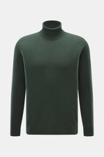 04651/ A trip in a bag Cashmere Rollkragenpullover grün, Frontansicht, Slim Fit, mittelfeines Strickbild, reiner Cashmere, weicher Griff, anliegender Rollkragen, komfortable Rippbündchen.