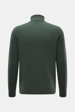 Rückansicht des grünen 04651/ A trip in a bag Cashmere Rollkragenpullovers aus reinem Cashmere mit Slim Fit, weichem Griff, mittelfeinem Strickbild, anliegendem Rollkragen und Rippbündchen.