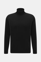 Schwarz fotografierter 04651/ A trip in a bag Cashmere Rollkragenpullover in Slim Fit, mittelfeinem Strick, weichem Griff, Rollkragen und Rippbündchen.