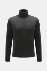 Frontansicht des von Braun Merino Rollkragenpullover anthrazit, aus reiner Merinowolle mit mittelfeinem Strick, Oversized Fit, Rippstrick-Rollkragen und flexiblen Rippbündchen.