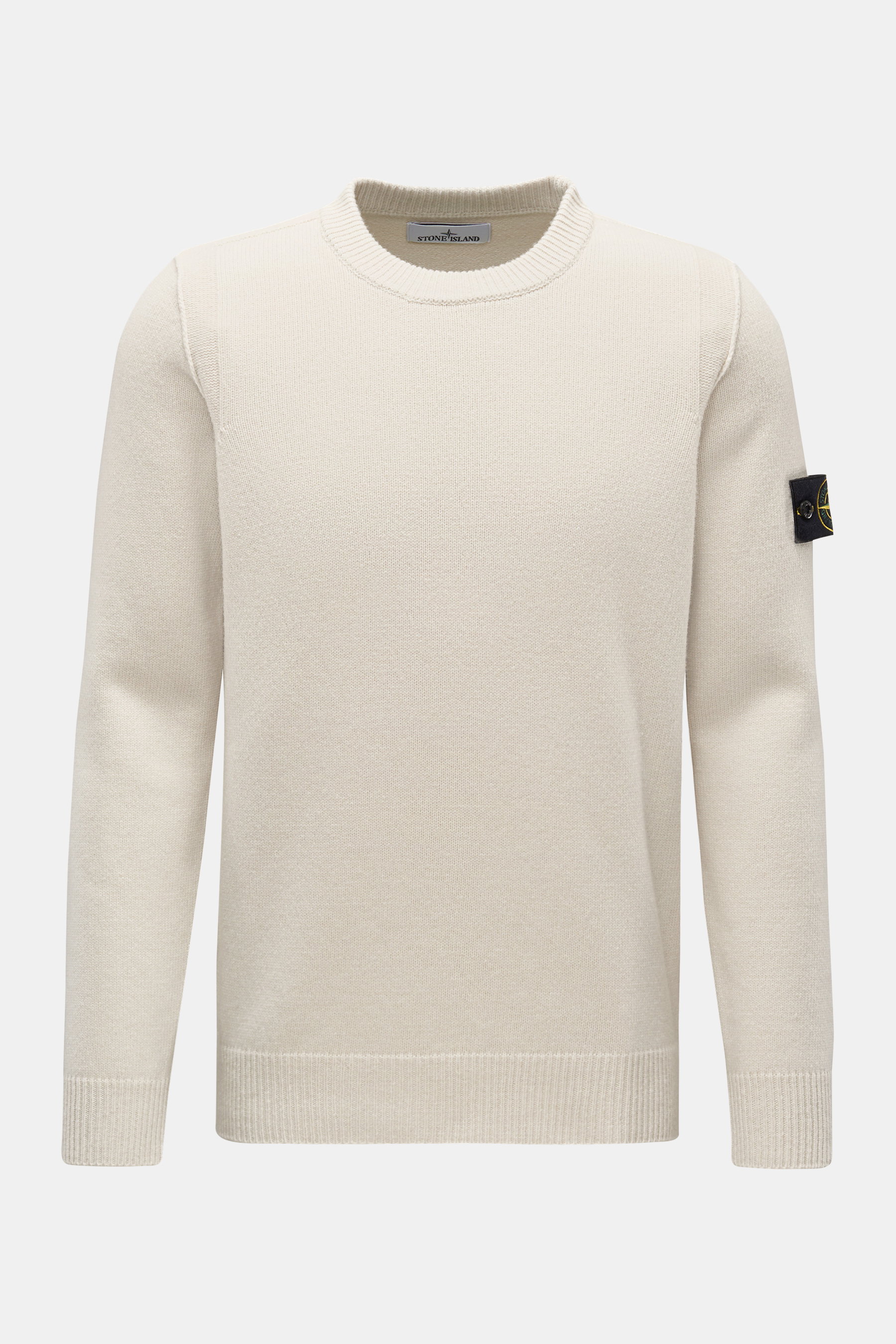 Stone Island Rundhalspullover 'Lambswool' sand, frontale Ansicht, wärmender Wollmix, Linksstrick, Slim Fit, Kompass-Badge am Ärmel, Rundhalsausschnitt.