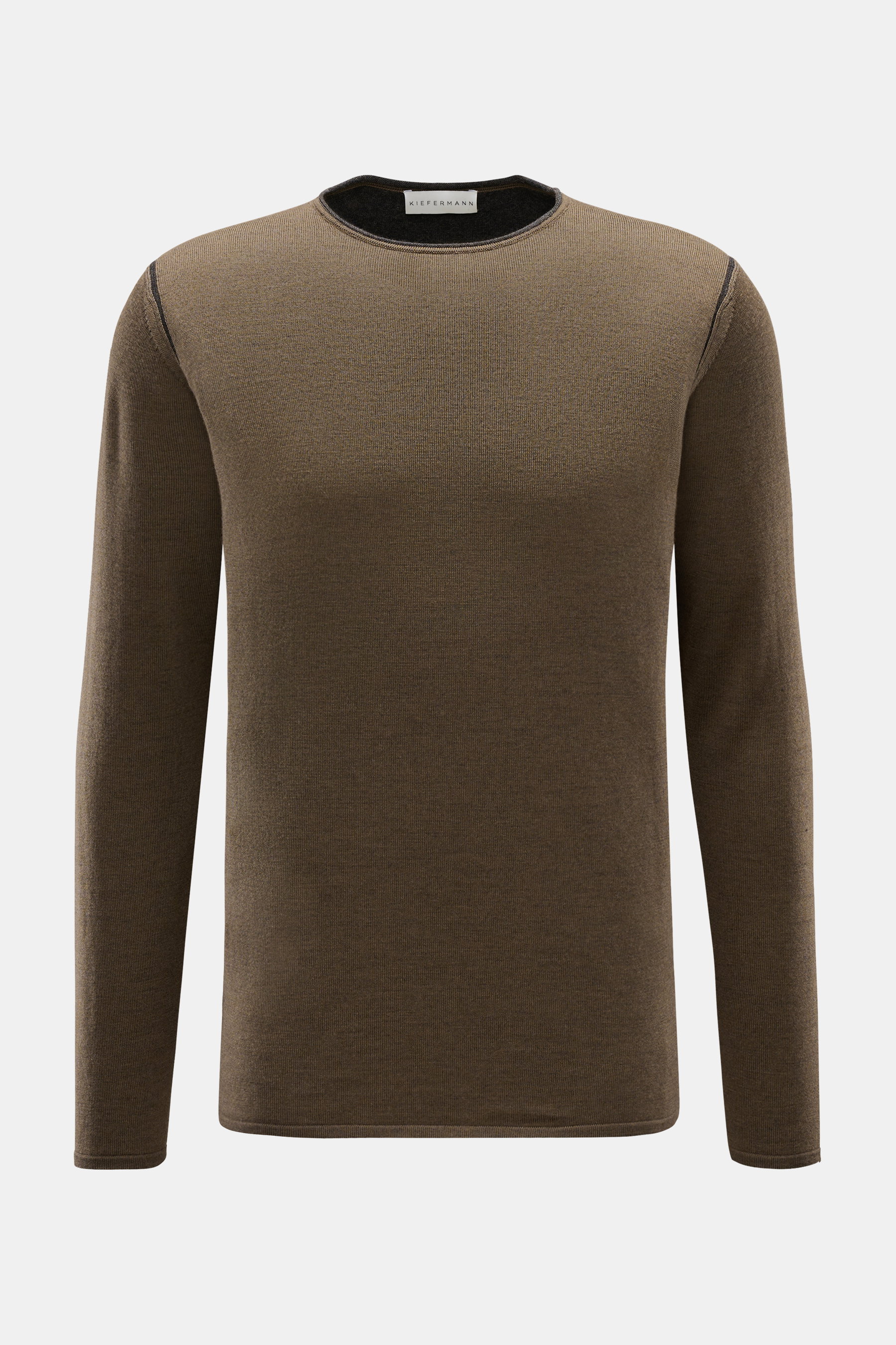 Kiefermann Merino Rundhalspullover 'Lutzs' khaki meliert, Slim Fit, aus weicher Merinowolle mit feinem Strickbild, kontrastfarbiger Innenseite, frontal fotografiert.
