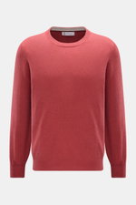 Brunello Cucinelli Cashmere Rundhalspullover hellrot shown from the front, a luxurious light red pure cashmere sweater with round neckline, fine knit texture, slim contrast edges, flexible rib cuffs, and regular fit offering warmth and a soft touch. <p>Al