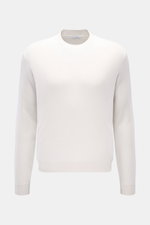 Front view of Iris von Arnim Cashmere-Seide Feinstrick-Rundhalspullover 'Presano' offwhite, a lightweight luxury sweater with a fine piqué structure, round neckline, regular fit, soft cashmere and silk blend, and comfortable ribbed cuffs.
