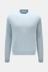 Front view of Iris von Arnim Cashmere-Seide Feinstrick-Rundhalspullover 'Presano' hellblau with round neckline, ribbed cuffs, soft piqué texture, regular fit, cashmere and silk blend.  
<p>Der Rundhalspullover 'Presano' zeigt den Luxus von IRIS VON ARNIM 