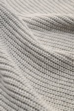 Close-up front angled view of Iris von Arnim Crew neck jumper 'Leovan' grey mottled showing voluminous brioche knit in linen-cotton blend.

Description: 
<p>A luxurious knitwear essential: With its voluminous brioche knit in the finest linen-cotton blend,