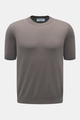 Front view of Gran Sasso Kurzarmpullover graubraun, a slim fit short-sleeve sweater in grey-brown pure cotton with soft touch, fine knit, round neckline, and ribbed cuffs. Frühlingshafte Leichtigkeit: Gefertigt aus reiner Baumwolle überzeugt der Kurzarmpu