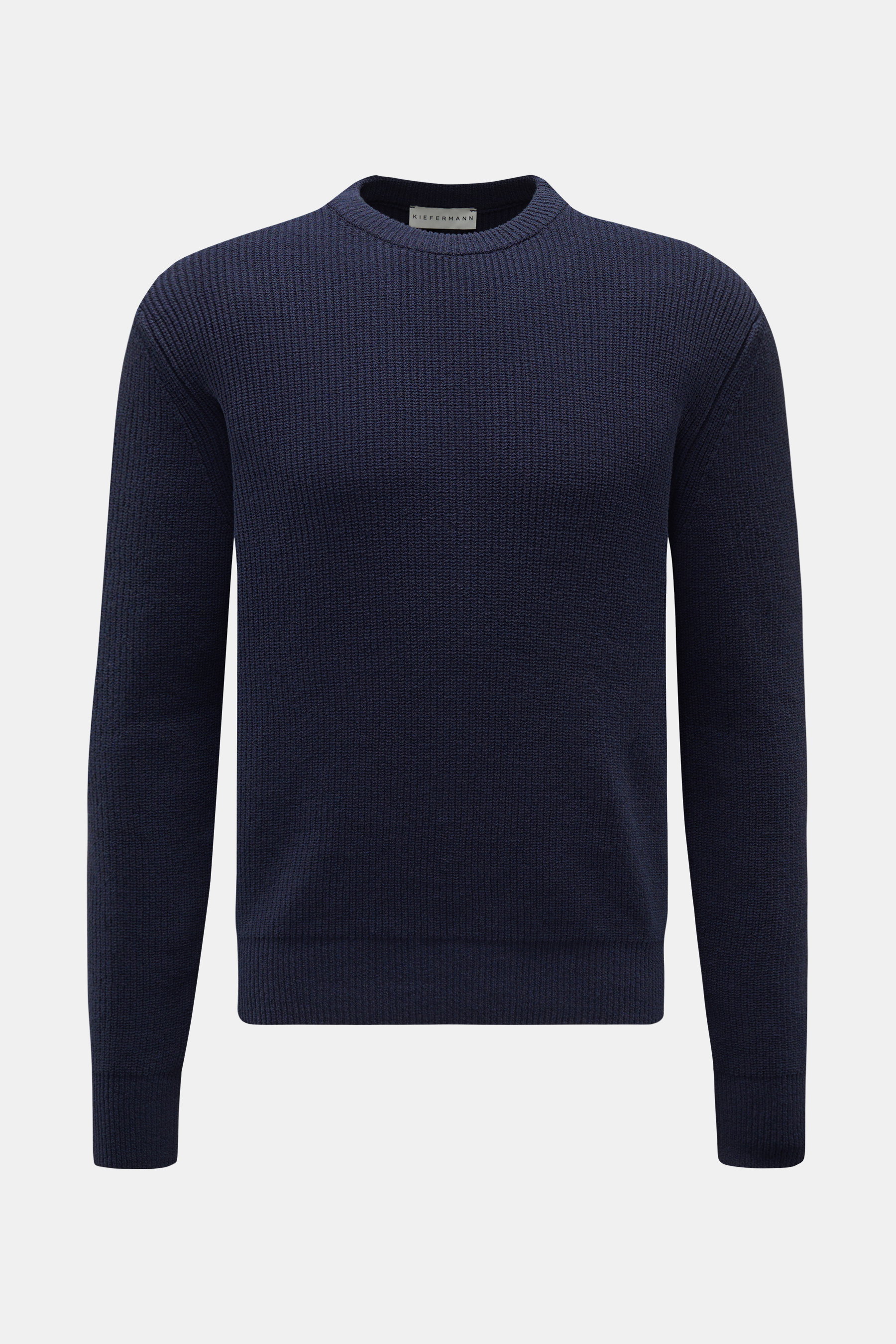 Kiefermann Rundhalspullover 'Glenndun' navy, Slim Fit, mittelfeines Strickbild, Baumwoll-Microfaser-Mix, Rundhalsausschnitt, frontal fotografiert.
