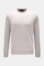Front view of Moorer Rundhalspullover 'Orvieto' grau meliert, a slim fit grey melange crewneck sweater in fine pure new wool with soft touch, very fine knit, and comfortable ribbed cuffs. 

Description: 
<p>Puristische Raffinesse: In feinem Schurwollstric