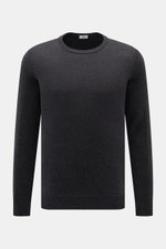 Front view of von Braun Cashmere crew neck jumper dark grey mottled, featuring pure cashmere, soft feel, fine knit, slim fit, crew neck, and flexible ribbed bands. A versatile essential for the colder months: This VON BRAUN fine knit jumper – made of luxu