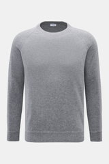 Von vorn fotografierter von Braun Cashmere Rundhalspullover grau meliert, Regular Fit, Raglanärmel, weicher Griff, feines Strickbild, Rippbündchen.