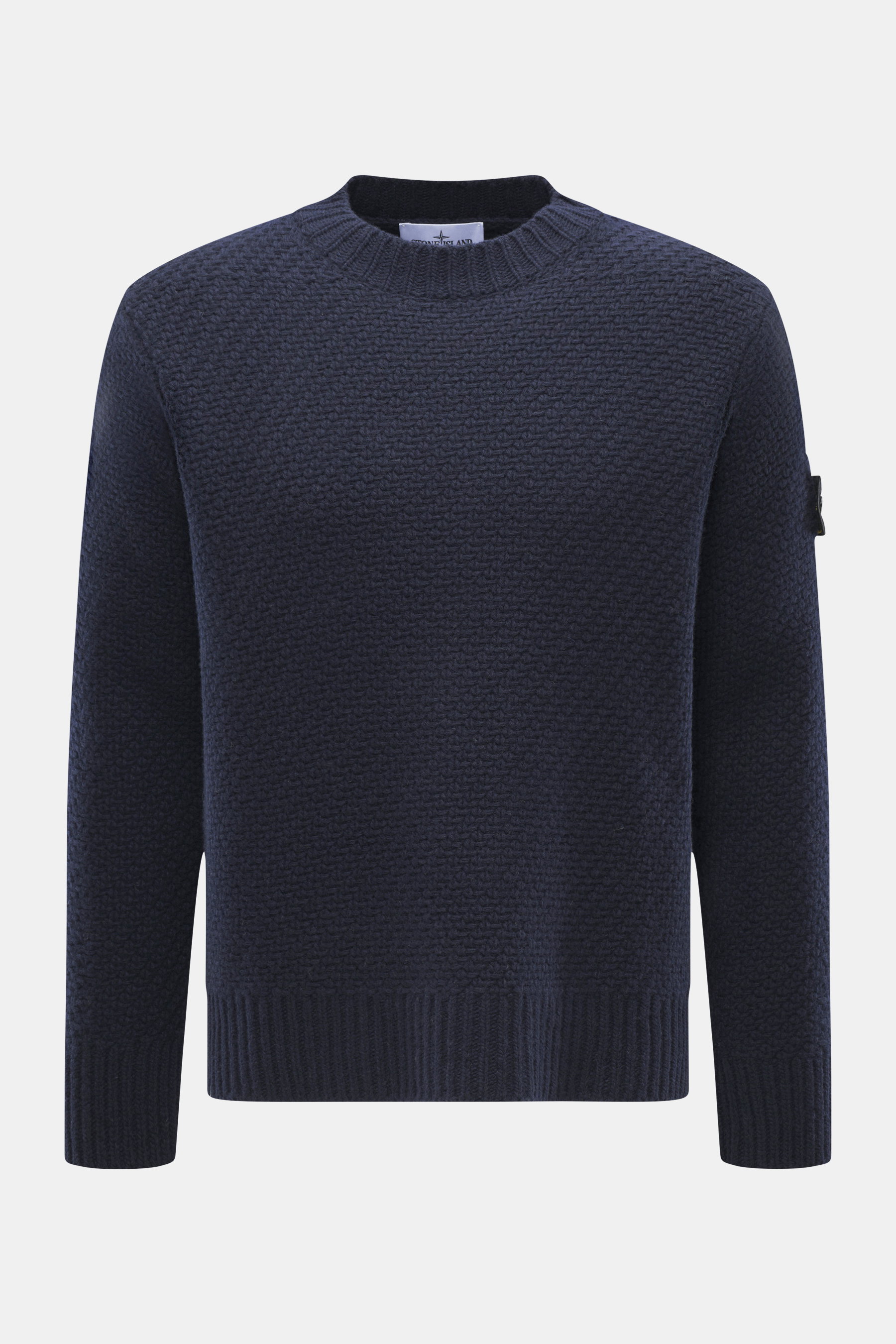 Stone Island Rundhalspullover navy, frontal fotografiert, Strick aus RWS-zertifizierter Schurwolle und Microfaser, leicht strukturierter Griff, voluminöses Strickbild, Regular Fit, Rundhalsausschnitt, Kompass-Badge am Oberarm, elastische Rippstrickbündche
