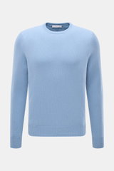 Malo Cashmere Rundhalspullover hellblau, frontal fotografiert, Slim Fit, mittelfeines Strickbild, weicher Griff, Rundhalsausschnitt, breite Rippbündchen.