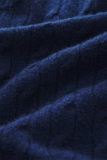 Close-up front view of Drumohr Cashmere crew neck sweater dark blue showing pure cashmere fabric with classic cable knit, soft touch, slim fit, and ribbed cuffs. Luxury you can feel: The crew neck sweater from DRUMOHR made of fine cashmere impresses with 