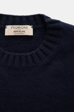 Close-up front view of Fioroni Cashmere Crew Neck Sweater 'Duvet' Navy showing fine knit texture, ribbed crew neckline, and soft pure cashmere fabric.