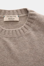 Close-up top view of Fioroni Cashmere Crew Neck Sweater 'Duvet' Taupe Melange showing fine knit texture, crew neckline, and ribbed cuffs, luxurious warmth with Italian craftsmanship, pure cashmere, very soft touch, slim fit.