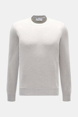 Front view of Gran Sasso Cashmere crew neck sweater light grey melange, pure cashmere, very soft feel, fine knit pattern, regular fit, crew neckline, comfortable ribbed cuffs.