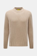 Front view of B.F. Knitwear Cashmere crew neck sweater beige, pure cashmere, soft touch, medium coarse knit, regular fit, crew neckline, elastic ribbed cuffs.
