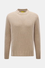 Front view of B.F. Knitwear Cashmere crew neck sweater beige, pure cashmere, soft touch, medium coarse knit, regular fit, crew neckline, elastic ribbed cuffs.