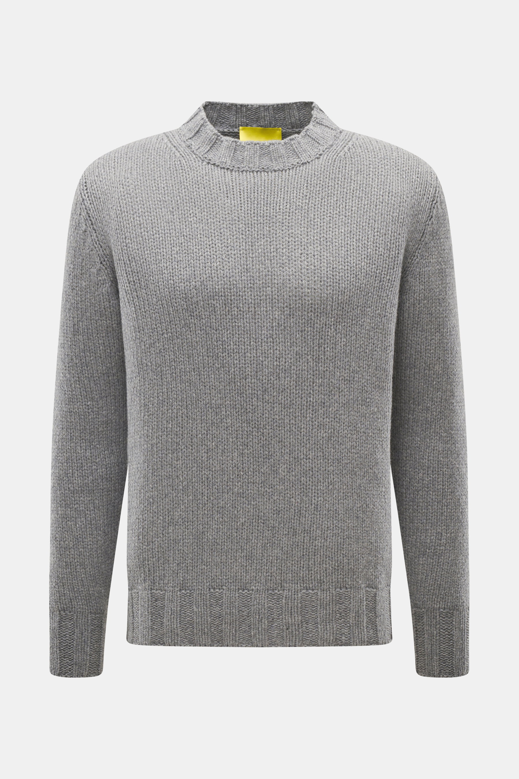 Front view of B.F. Knitwear Cashmere crew neck sweater grey melange, pure cashmere with soft touch, medium knit texture, regular fit, crew neckline, elastic ribbed cuffs. Autumnal cashmere by knitting expert B.F. KNITWEAR: This softly knitted crew neck sw
