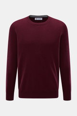 Brunello Cucinelli Cashmere Rundhalspullover bordeaux meliert, feines Strickbild, Regular Fit, flexible Rippbündchen, frontal fotografiert.
