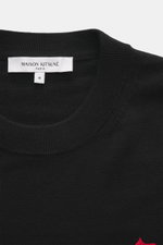 Maison Kitsuné Crewneck Sweater 'Red Profile' black shown from top front close-up, knit pure wool, soft feel, fine pattern, regular fit, crew neckline, fox stitching.

<p>Cool essential by MAISON KITSUNÉ: With the typical fox stitching on the chest, this 