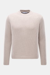 Front view of Iris von Arnim Cashmere-silk crew neck sweater 'Felton' sand, slim fit with voluminous knit, ribbed cuffs, soft cashmere and silk blend.