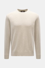 Filippo de Laurentiis Cashmere Rundhalspullover beige meliert, frontale Nahaufnahme, reiner Cashmere, weicher Griff, mittelfeines Strickbild, Regular Fit, Rundhalsausschnitt, komfortable Rippbündchen.