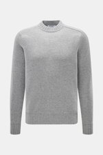 FTC Cashmere Rundhalspullover grau meliert, Slim Fit, mittelfeines Strickbild, Rundhalsausschnitt, Rippbündchen, OEKO-TEX®, nachhaltiger Luxus, frontal fotografiert.