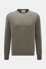 FTC Cashmere Crew Neck Sweater grey green shown from front, slim fit with crew neckline, ribbed cuffs, fine knit, pure cashmere, very soft touch.