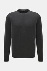 Frontale Nahaufnahme des BRAUN Hamburg Cashmere Rundhalspullover anthrazit meliert mit Slim Fit, feinem Strick, Rundhalsausschnitt und flexiblen Rippbündchen aus reinem Cashmere, Made in Italy.