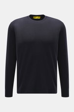 Front view of B.F. Knitwear Merino Crew Neck Sweater navy, made of pure merino wool, soft feel, fine knit pattern, regular fit, crew neckline, comfortable ribbed cuffs.
