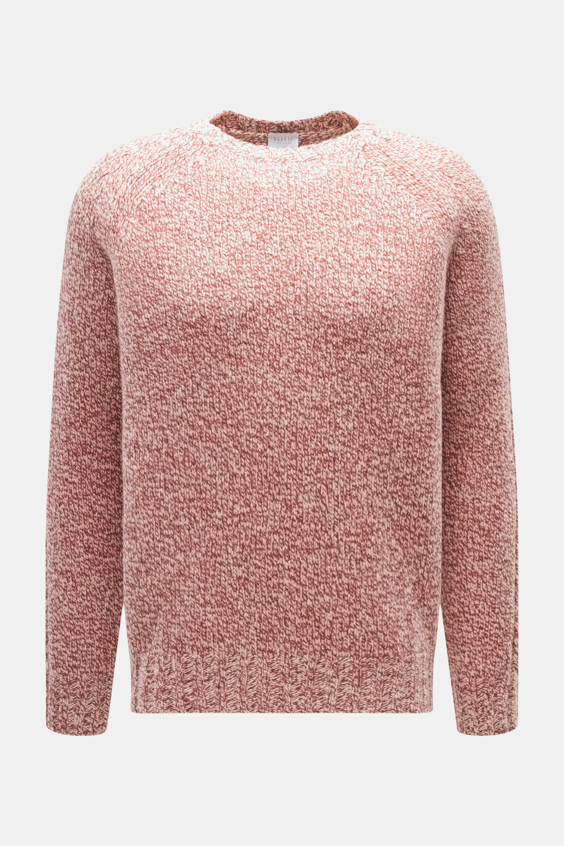Front view of the 04651/ A trip in a bag Crew neck sweater 'Donegal Cable Crew' cream/reddish brown melange, made of virgin wool and cashmere, soft touch, classic cable knit pattern on raglan sleeves, voluminous knit texture, regular fit, crew neckline, a
