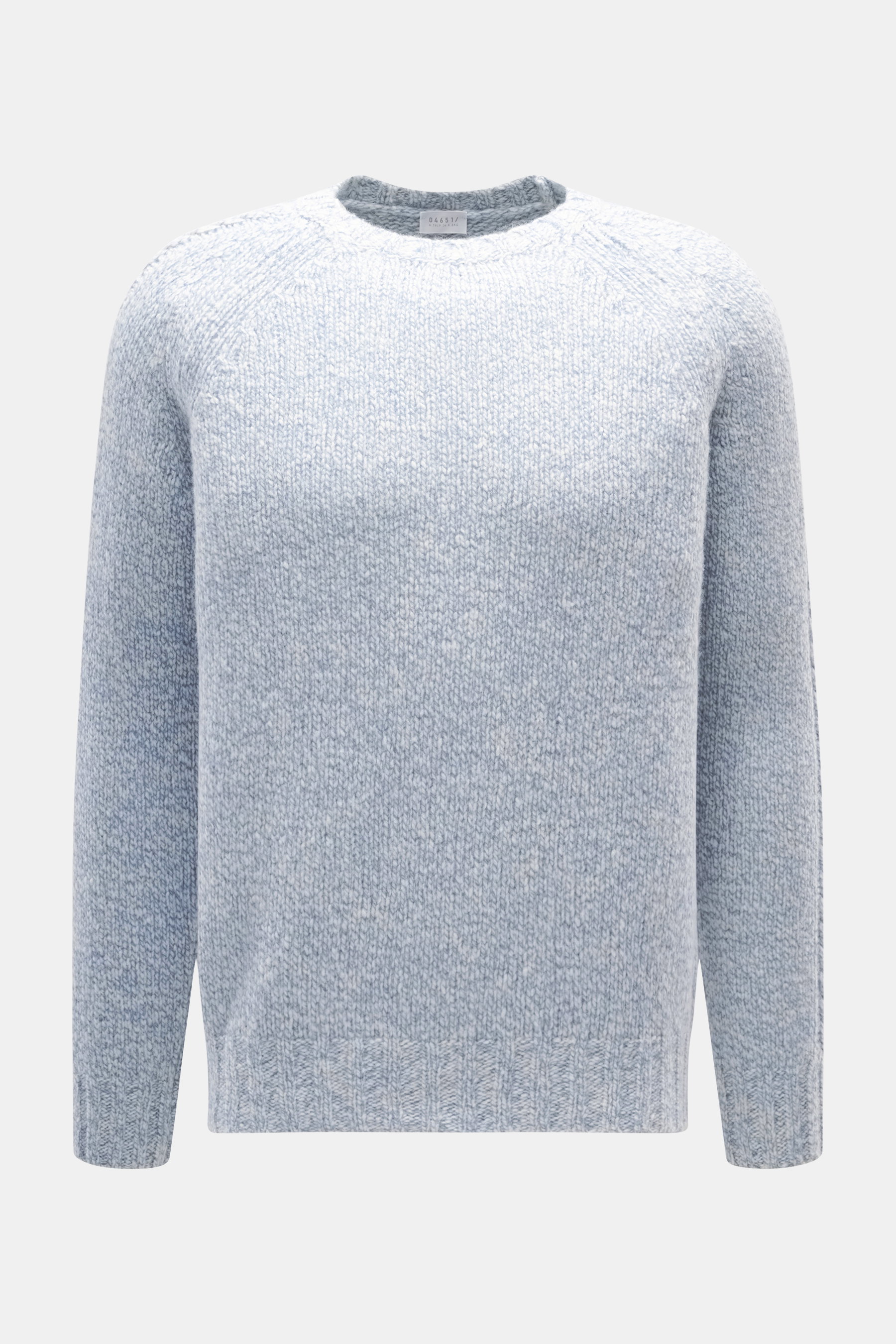 Front view of 04651/ A trip in a bag Crew neck sweater 'Donegal Cable Crew' cream/light blue melange with mix of virgin wool and cashmere, soft touch, classic cable knit pattern on sleeves, raglan sleeves, voluminous knit texture, regular fit, crew neckli