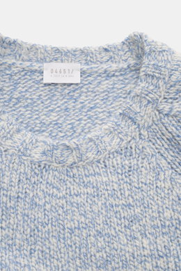 04651/ A trip in a bag Rundhalspullover 'Donegal Cable Crew' creme/hellblau meliert