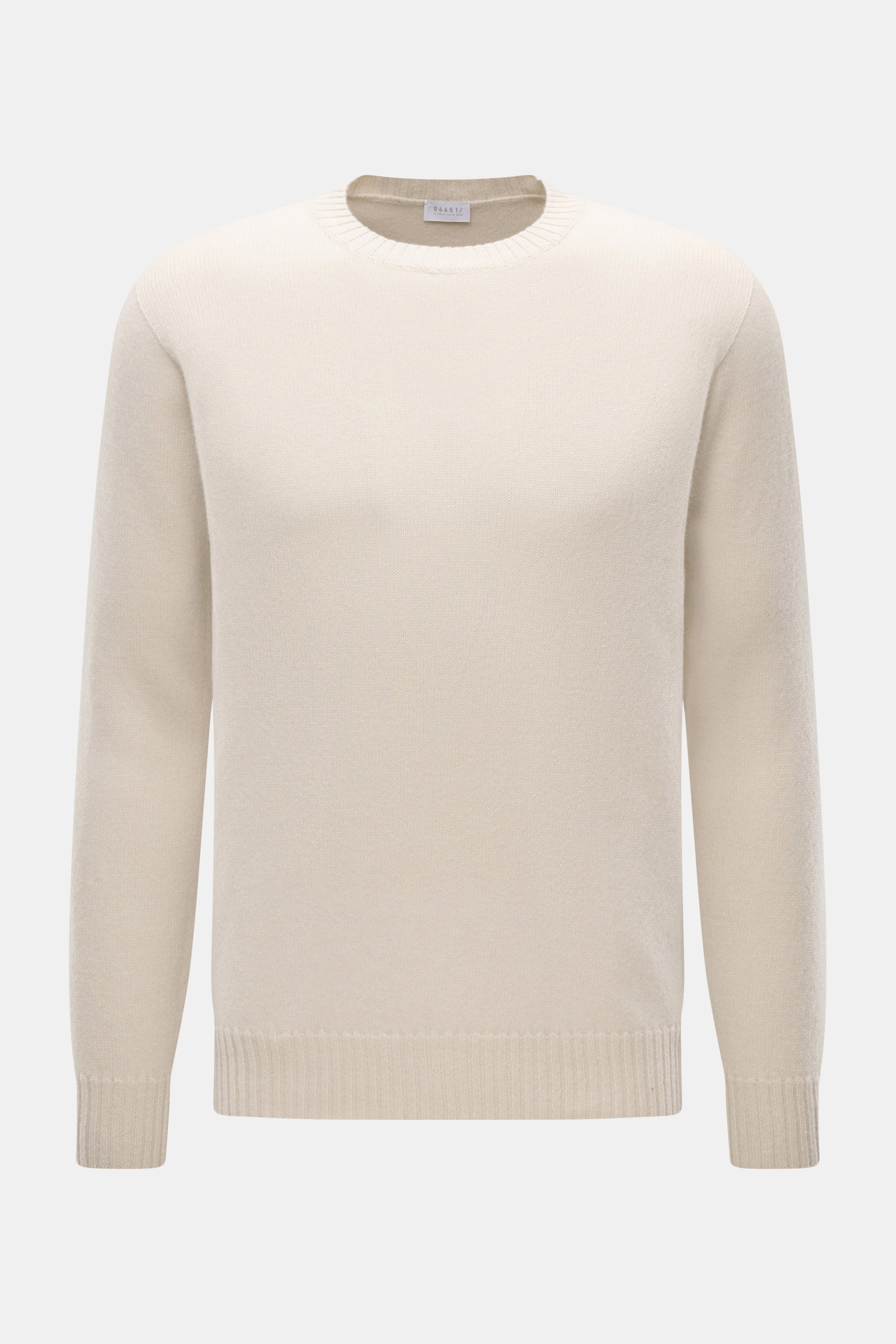 04651/ A trip in a bag Cashmere Rundhalspullover 'Extreme Cashmere Crew' creme, Slim Fit, feiner Strick, nahtlos, frontal fotografiert.