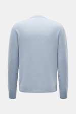 Rückansicht des hellblauen 04651/ A trip in a bag Cashmere Rundhalspullover 'Extreme Cashmere Crew' aus reinem Cashmere mit Slim Fit und flexiblem Rippbündchen.