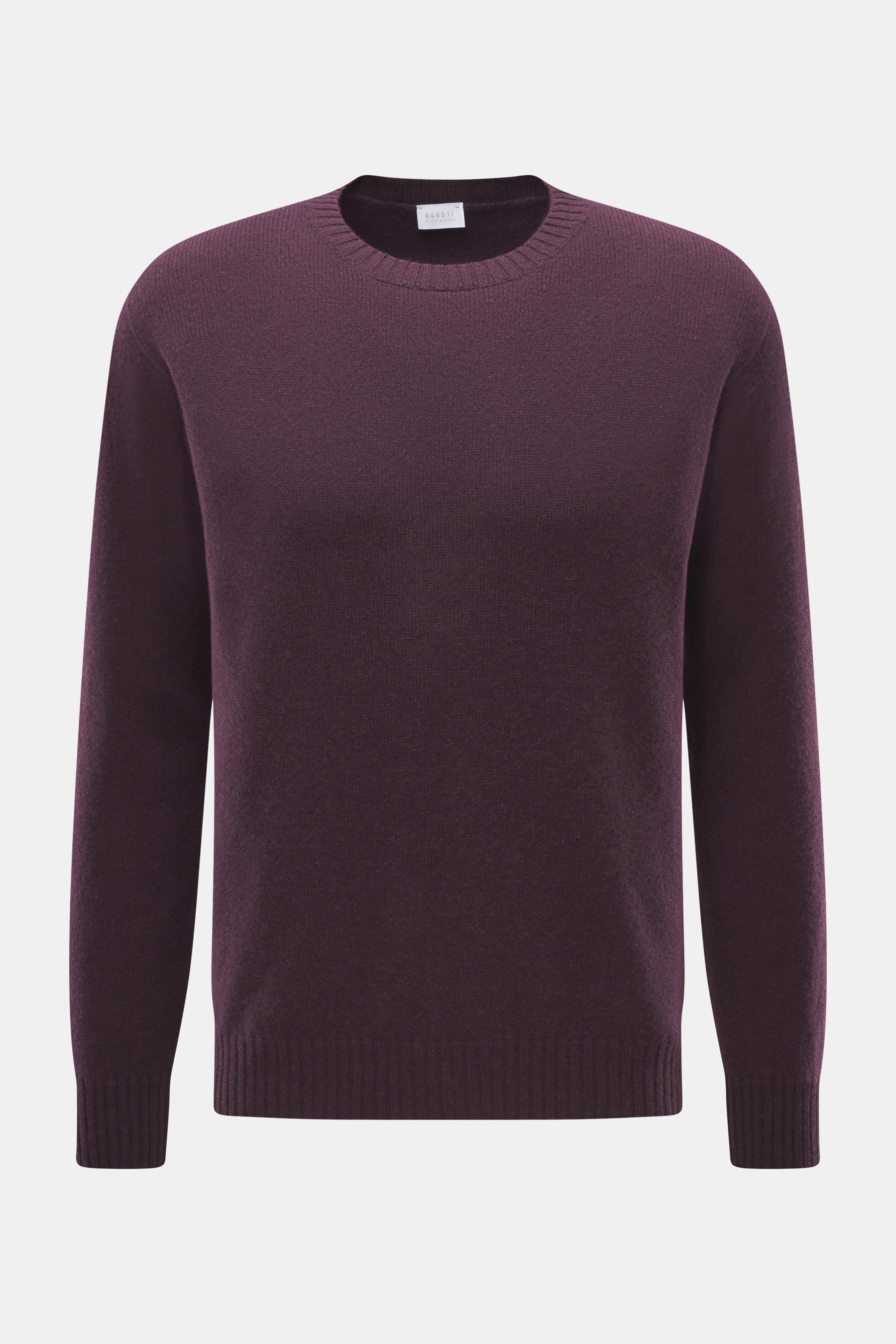 04651/ A trip in a bag Cashmere Rundhalspullover 'Extreme Cashmere Crew' violett, Slim Fit, feines Strickbild, Rundhalsausschnitt, frontal fotografiert.