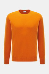 04651/ A trip in a bag Cashmere Rundhalspullover 'Extreme Cashmere Crew' orange, slim fit, reiner Cashmere, feines Strickbild, Rundhalsausschnitt, frontal fotografiert.