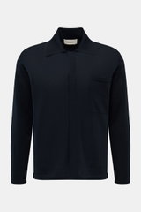 Lisa Yang Cashmere Strickhemd 'Kieran' navy, frontale Nahaufnahme, reiner Cashmere, weicher Griff, feines Strickbild, Regular Fit, verdeckte Knopfleiste, Umlegekragen, Brusttasche.